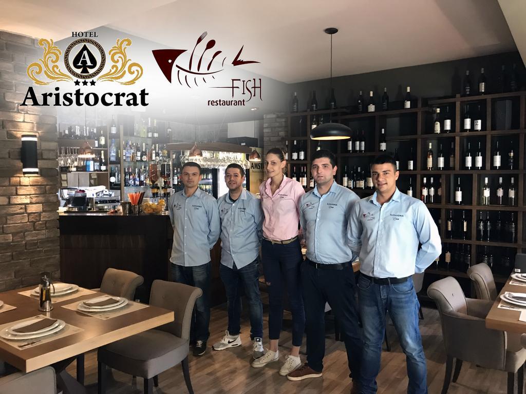 Hotel Aristocrat & Fish Restaurant Üsküp Dış mekan fotoğraf